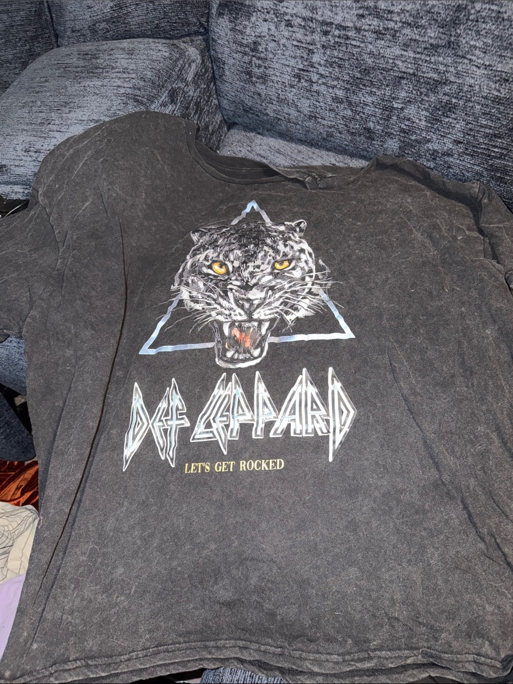 Def Leppard Black Graphic Tee — 3XL Logo Print - Picture 1 of 4